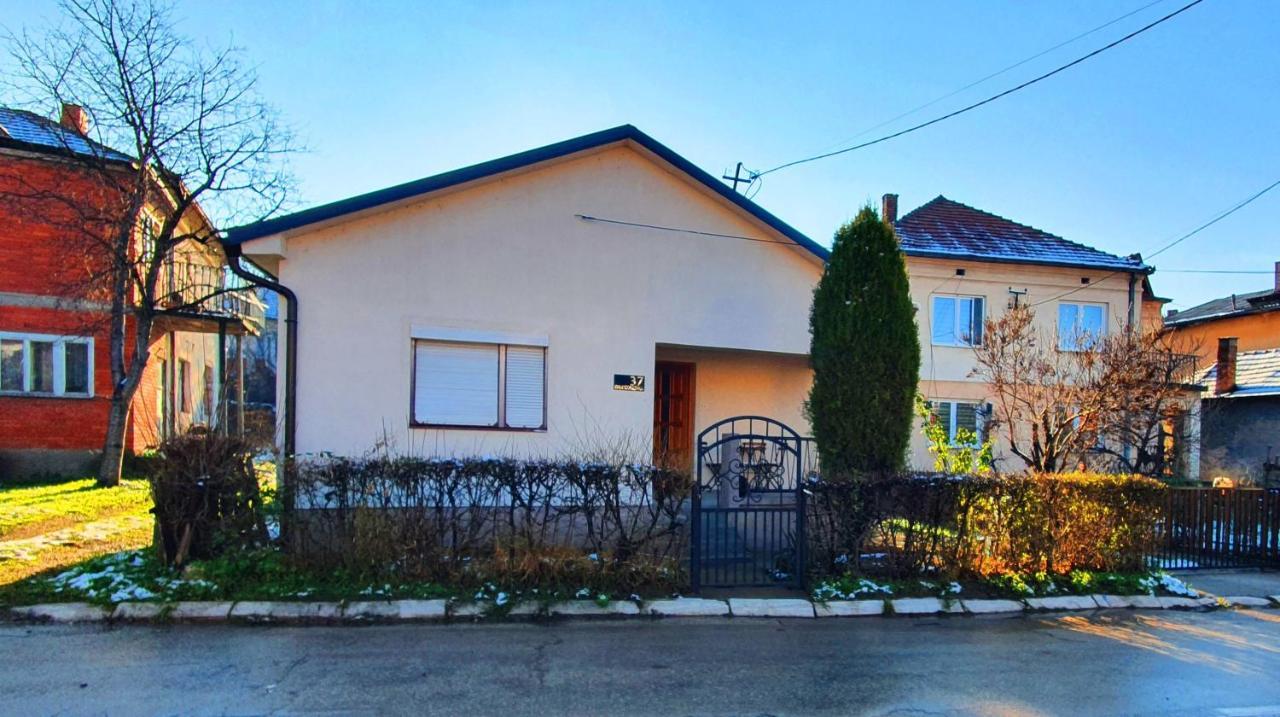 Kuca Veneto & Free Parking Villa Soko Banja Exterior foto
